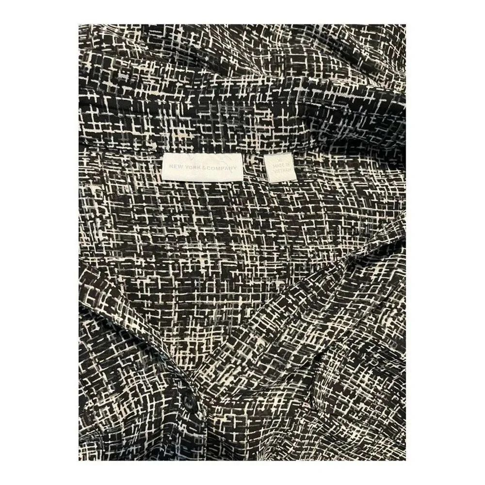 New York & Company Women’s XL Semi-Sheer Abstract Print Blouse‎ - Picture 4 of 4